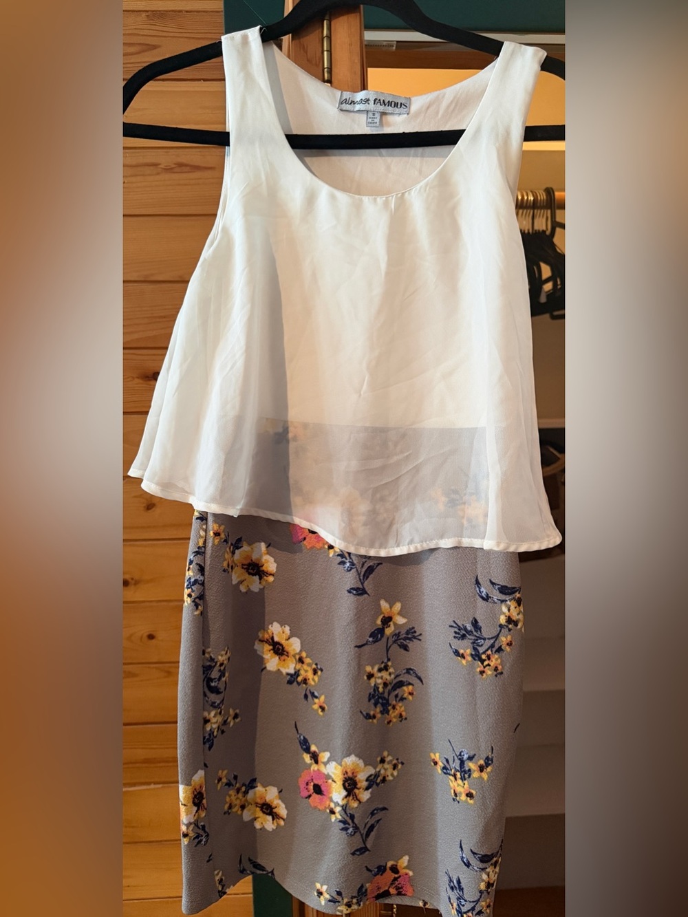 Almost Famous White Overlay with Gray Floral Pencil Skirt
